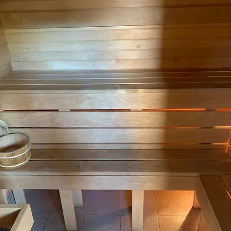 Loksa Hostel אכסניה Loksa